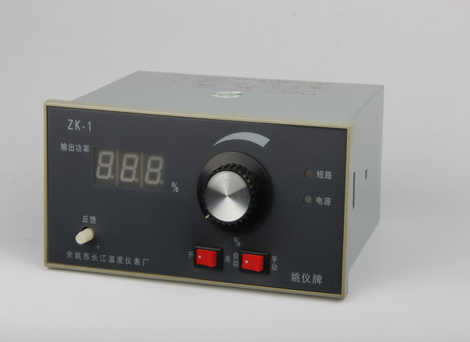 ZK-1型可控硅电压调整器